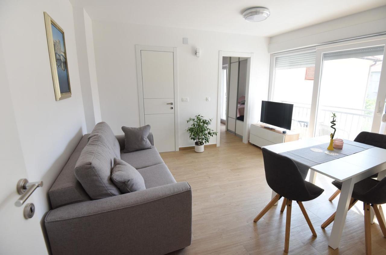 Karlo Apartments 扎达尔 外观 照片
