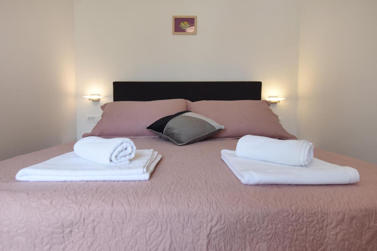Karlo Apartments 扎达尔 外观 照片